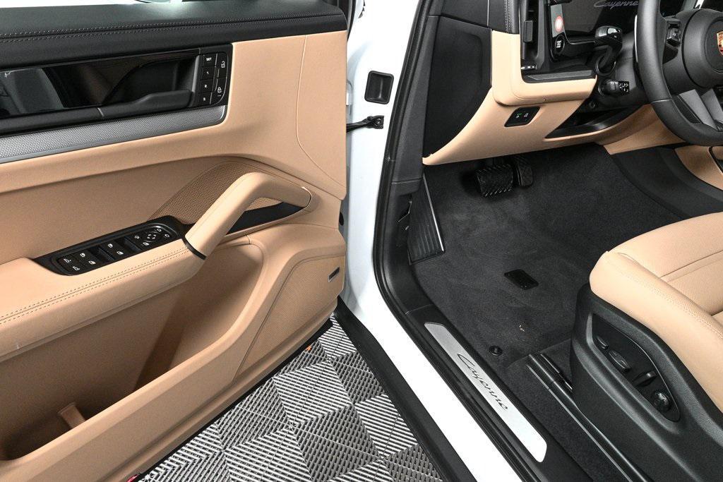 new 2025 Porsche Cayenne car, priced at $114,815