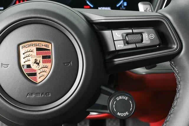 new 2025 Porsche Cayenne car, priced at $104,725
