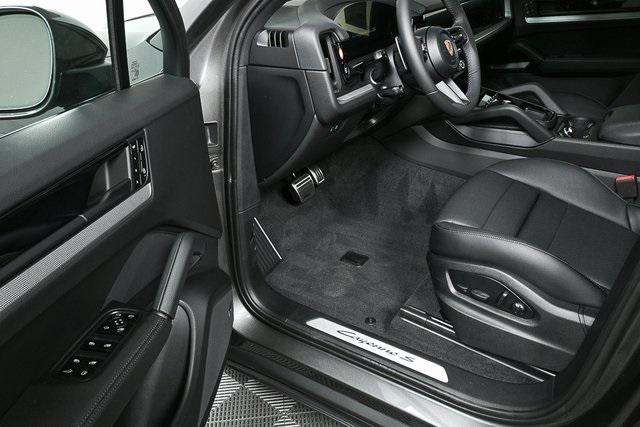 new 2026 Porsche Cayenne car, priced at $139,420
