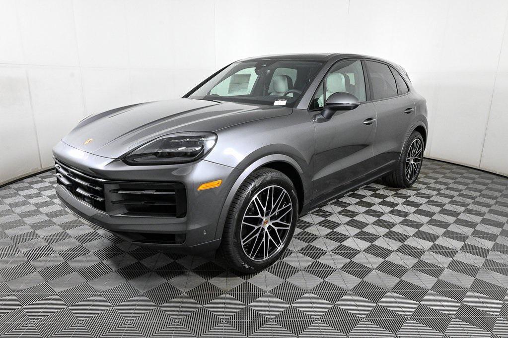 new 2025 Porsche Cayenne car, priced at $105,585