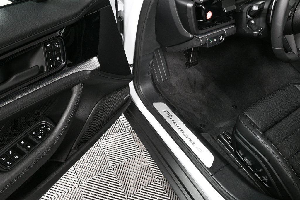 new 2025 Porsche Panamera car, priced at $133,755