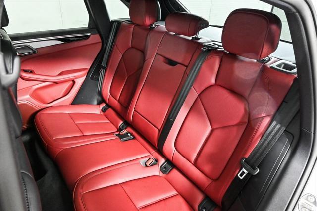 used 2025 Porsche Macan car