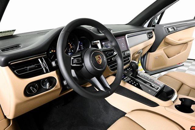 new 2024 Porsche Macan car