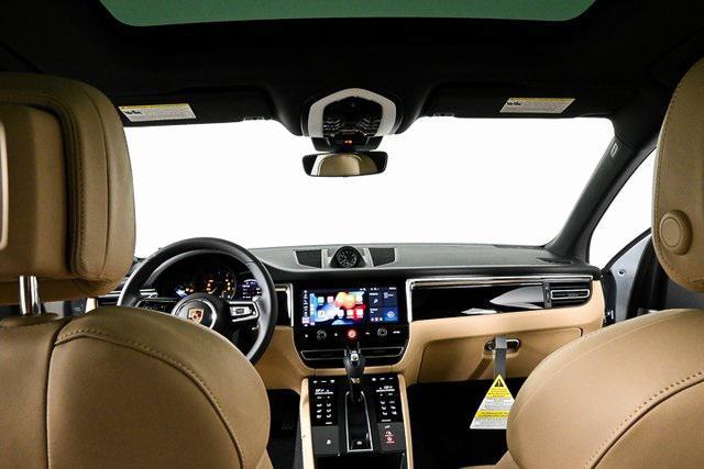 new 2024 Porsche Macan car
