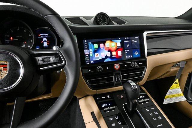 new 2024 Porsche Macan car