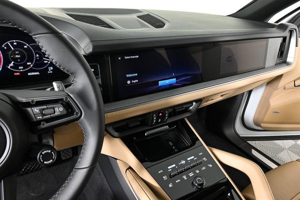 new 2026 Porsche Cayenne car, priced at $112,450
