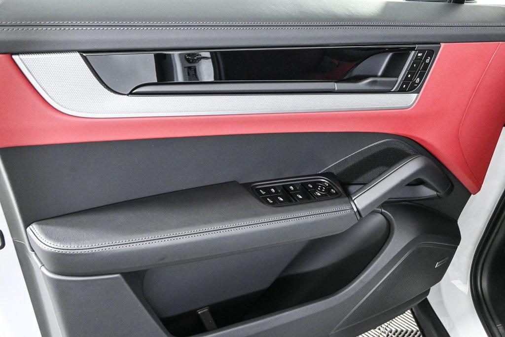 new 2026 Porsche Cayenne car, priced at $113,030