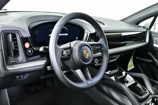 new 2024 Porsche Cayenne car