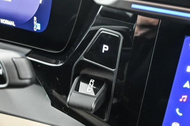 new 2025 Porsche Macan car, priced at $98,715