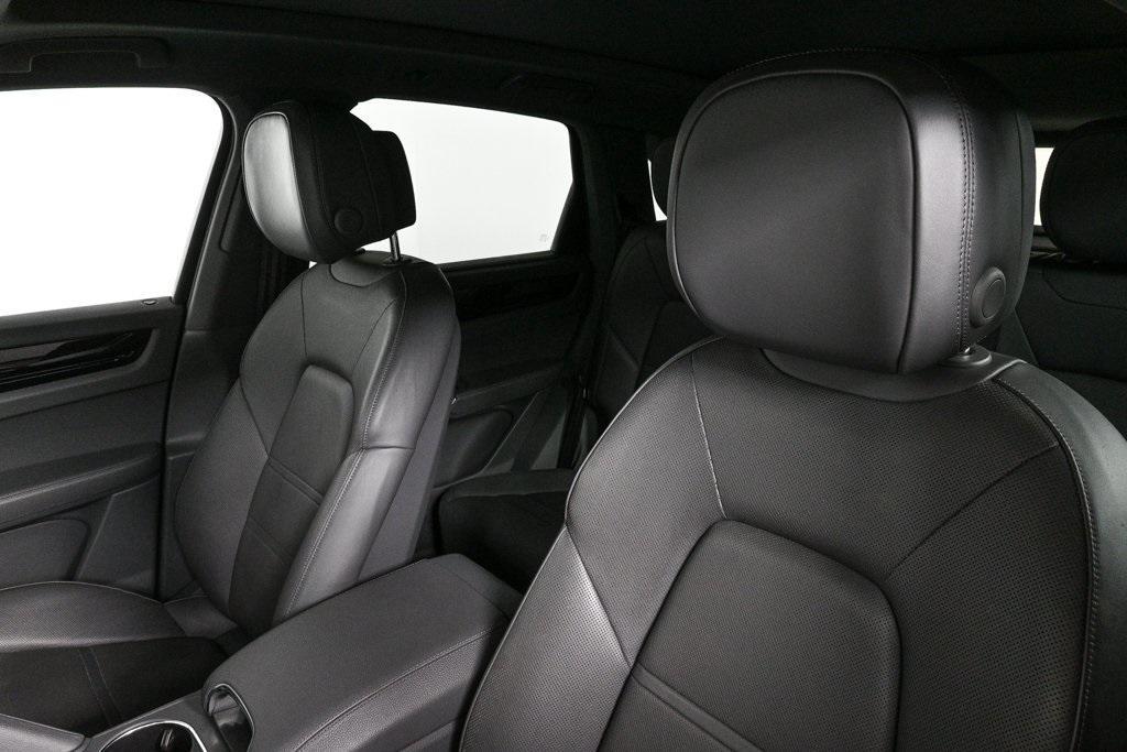 used 2019 Porsche Cayenne car, priced at $40,367