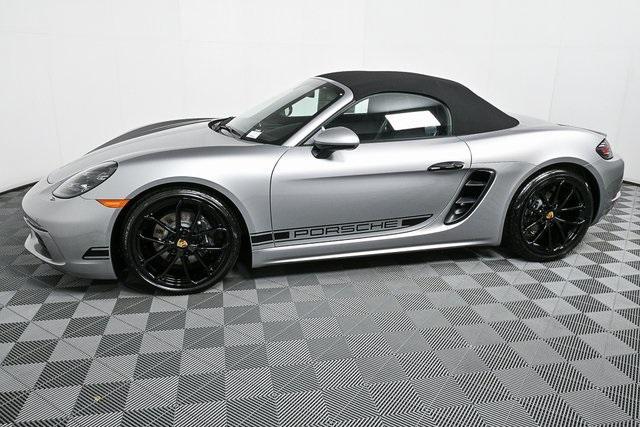 new 2025 Porsche 718 Boxster car, priced at $90,475