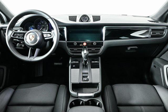 new 2025 Porsche Macan car