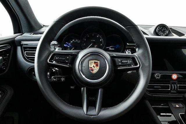 new 2025 Porsche Macan car