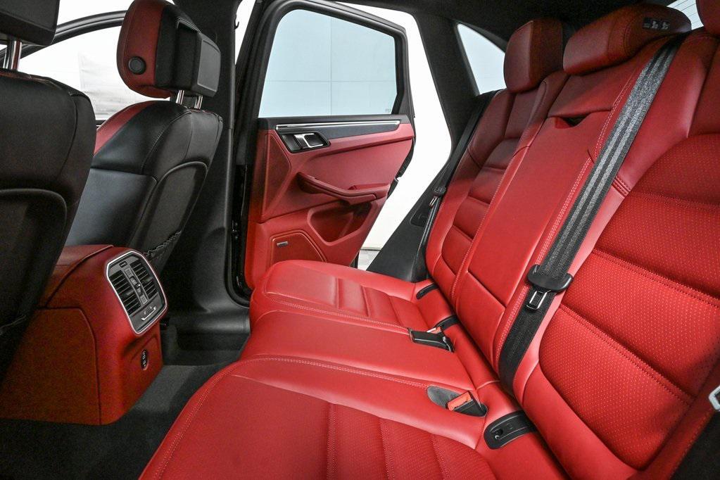 new 2025 Porsche Macan car, priced at $105,455