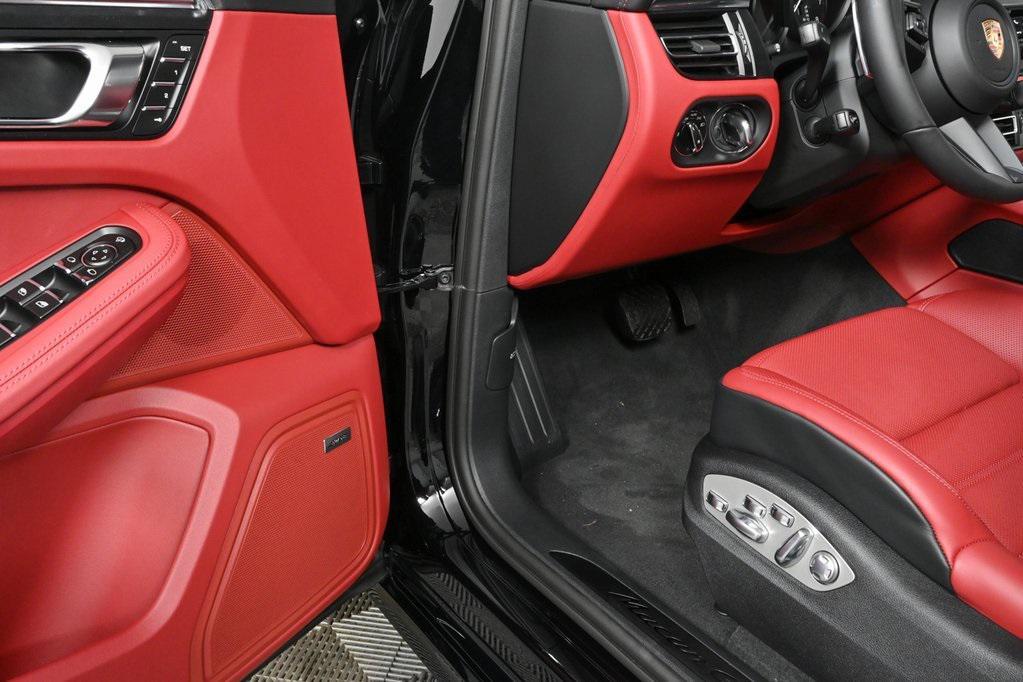 new 2025 Porsche Macan car, priced at $105,455