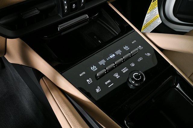 new 2025 Porsche Cayenne car, priced at $101,445