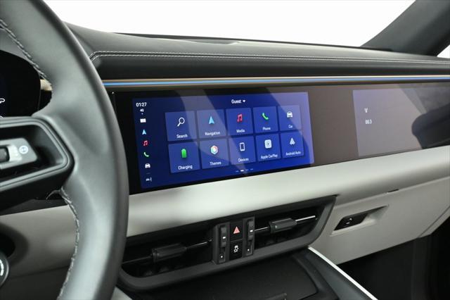 new 2024 Porsche Macan car