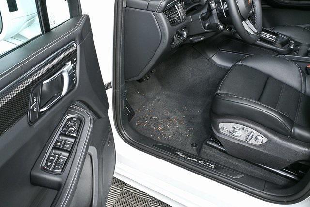 new 2026 Porsche Macan car, priced at $118,270