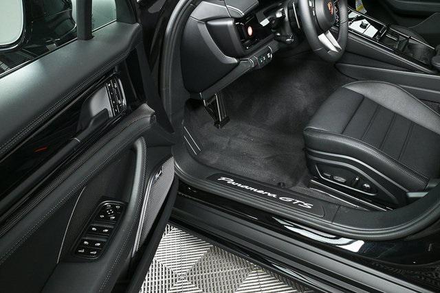 new 2026 Porsche Panamera car, priced at $187,020