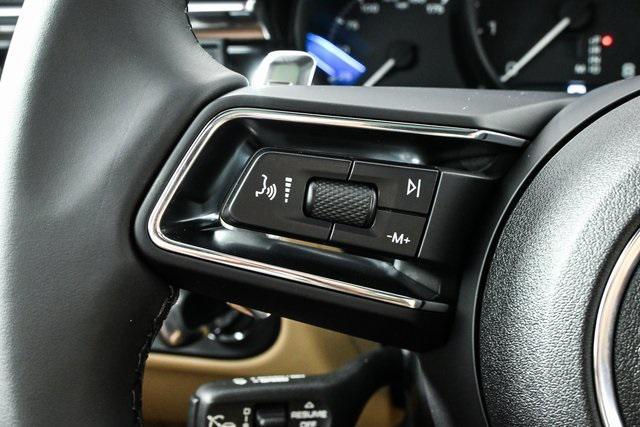 used 2025 Porsche Macan car