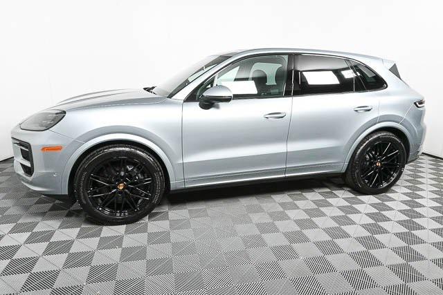 new 2025 Porsche Cayenne car, priced at $109,935
