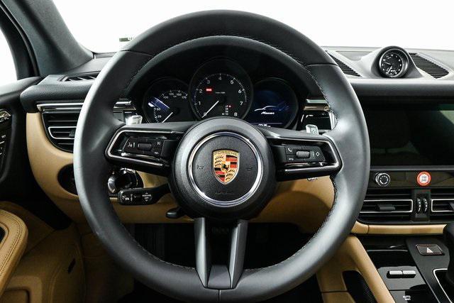used 2025 Porsche Macan car