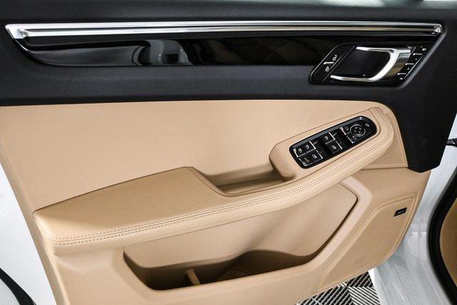 used 2025 Porsche Macan car