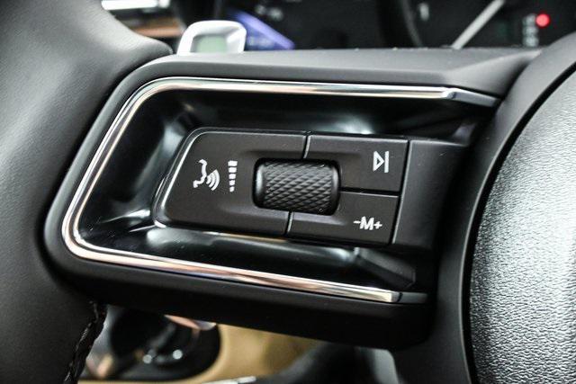 used 2025 Porsche Macan car