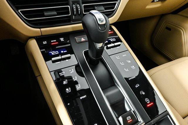 used 2025 Porsche Macan car