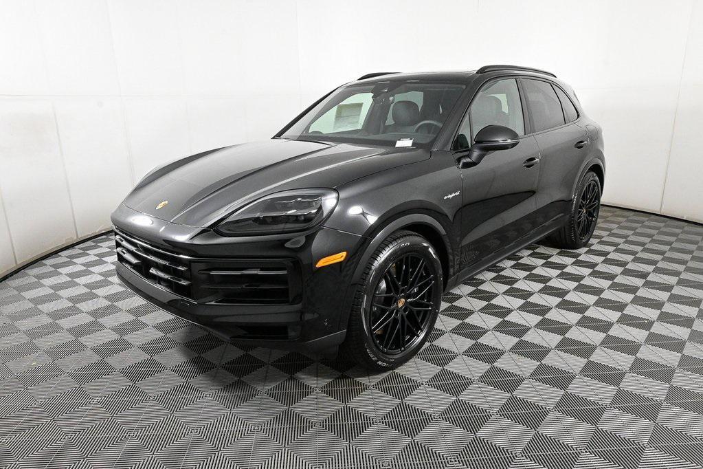 new 2025 Porsche Cayenne car, priced at $119,195