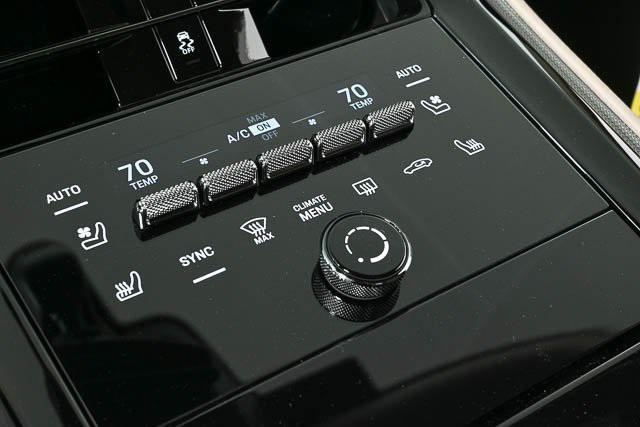 new 2025 Porsche Panamera car, priced at $125,905