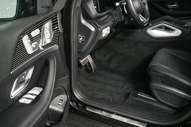 used 2025 Mercedes-Benz GLS 580 car, priced at $103,976