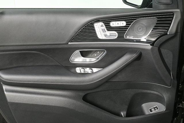 used 2025 Mercedes-Benz GLS 580 car, priced at $103,976