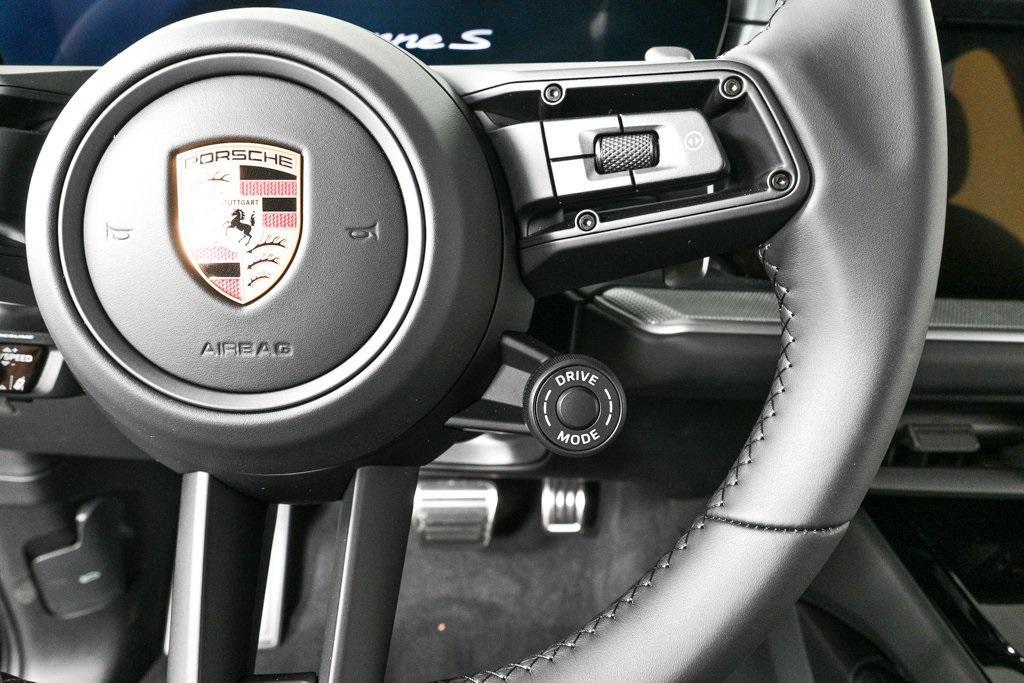 new 2025 Porsche Cayenne car, priced at $132,445