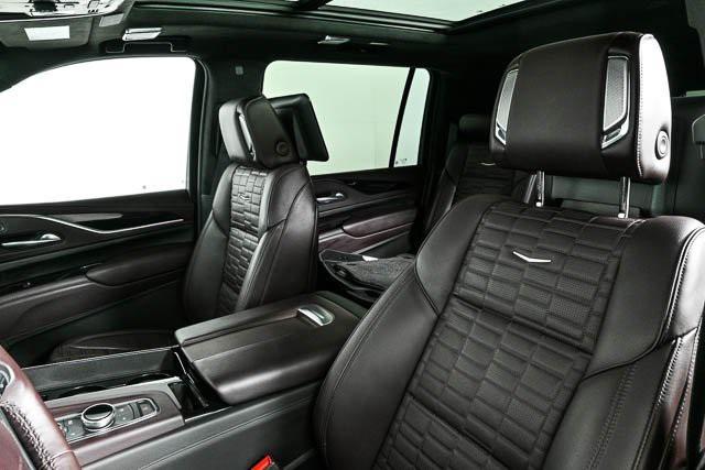 used 2022 Cadillac Escalade ESV car, priced at $86,966