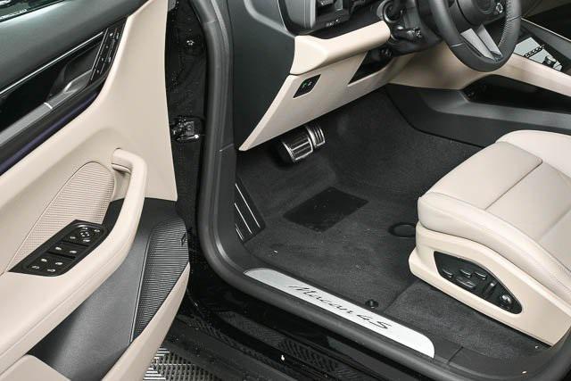 new 2025 Porsche Macan car, priced at $94,165
