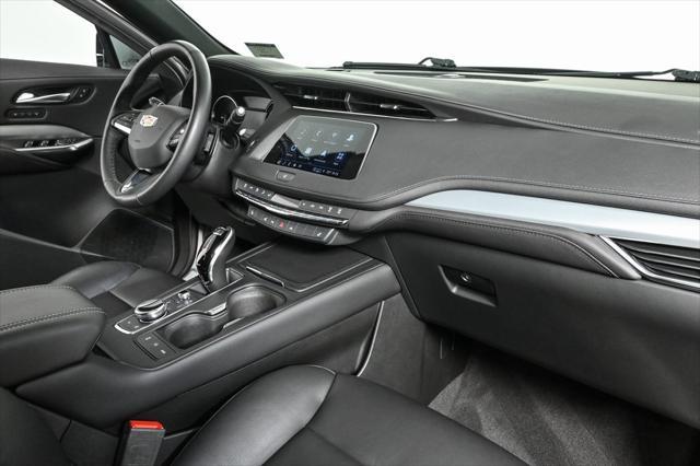 used 2022 Cadillac XT4 car, priced at $25,899
