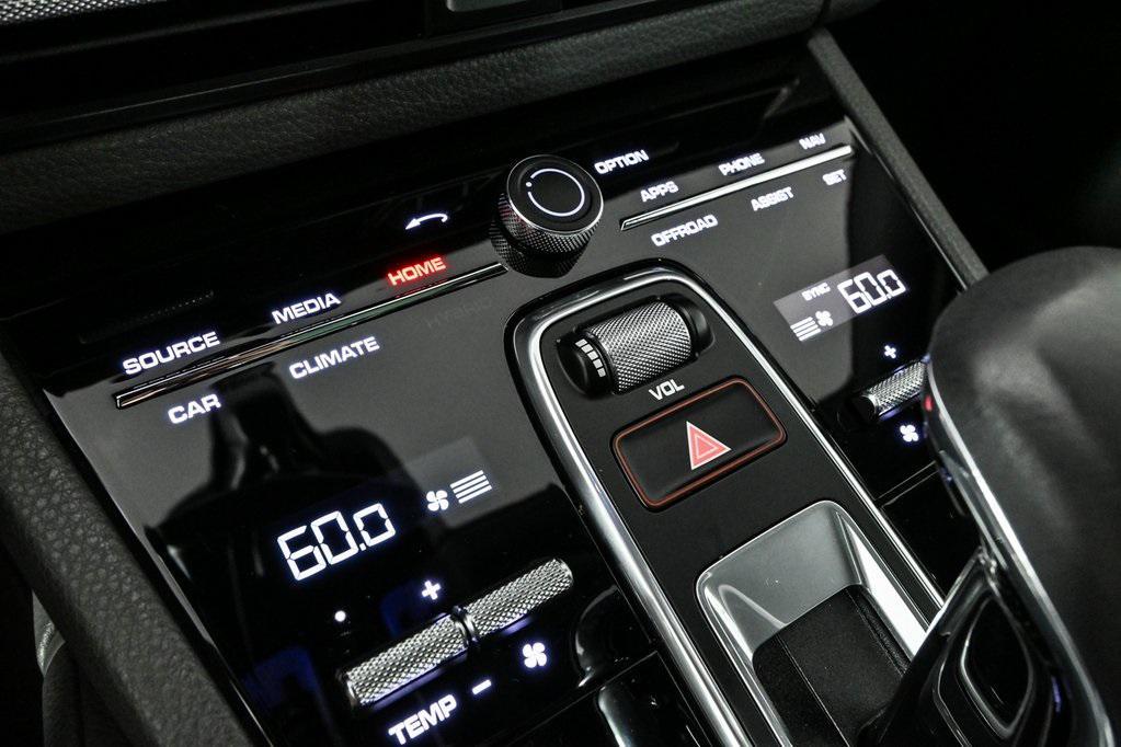 used 2020 Porsche Cayenne car, priced at $43,526