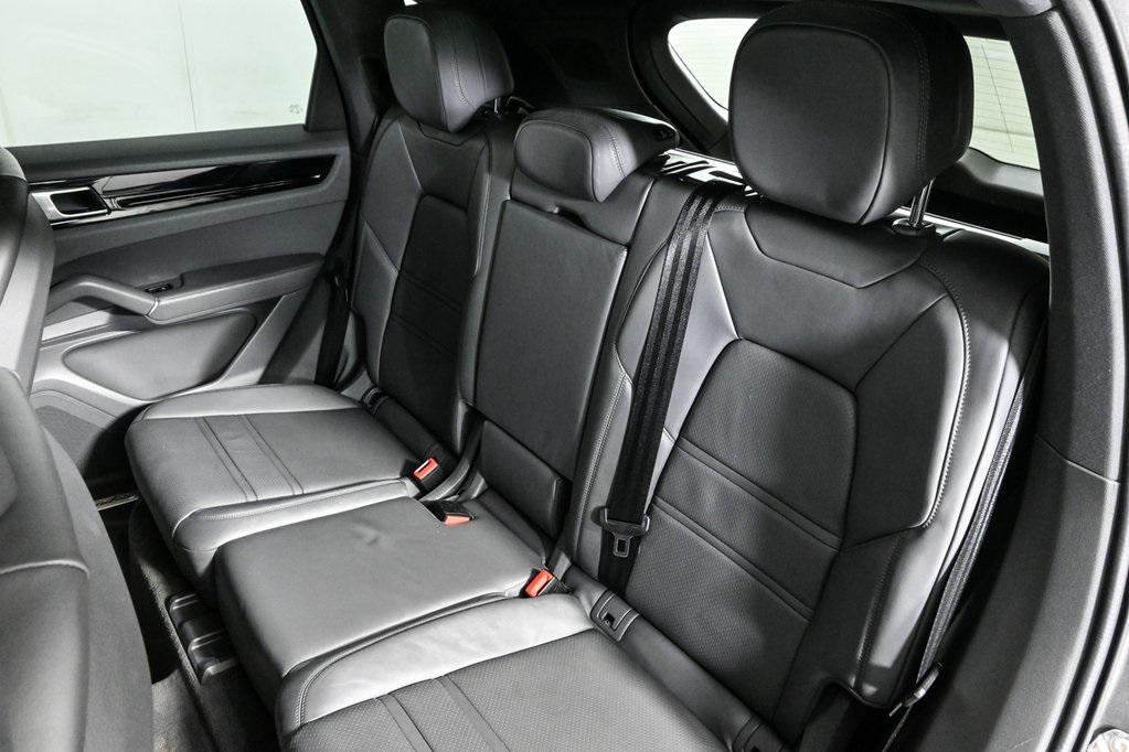 used 2020 Porsche Cayenne car, priced at $43,526