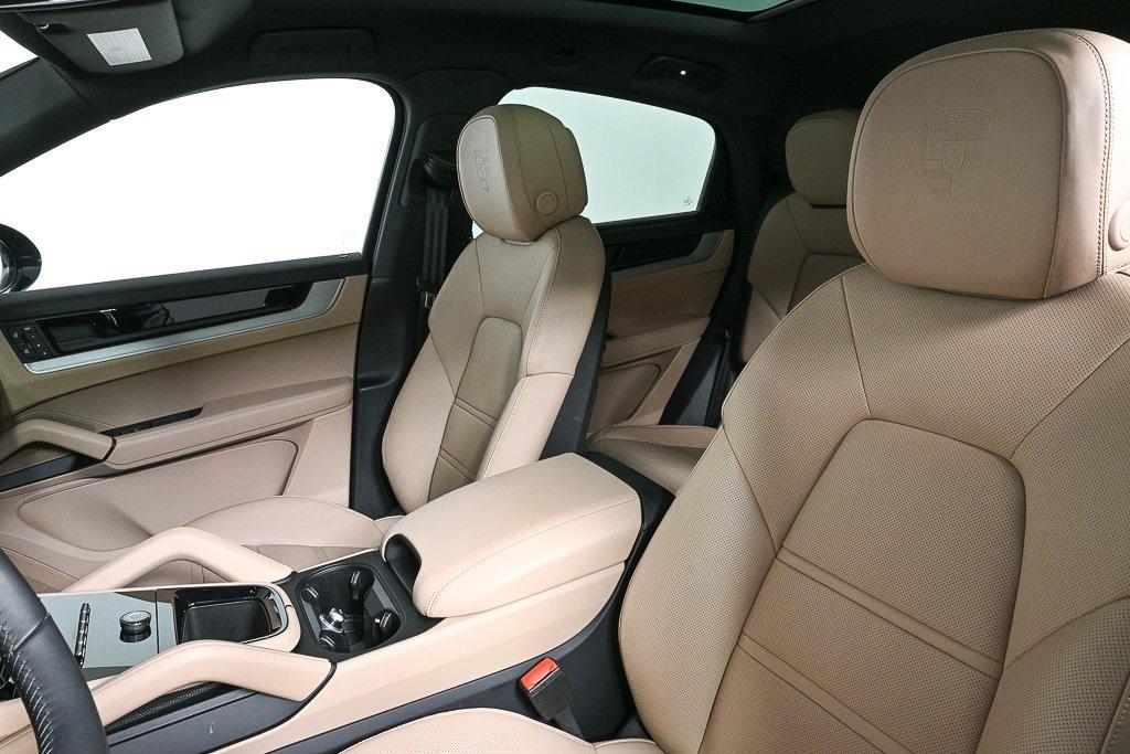 new 2025 Porsche Cayenne car, priced at $139,245