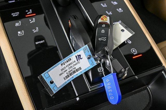 used 2025 Porsche Macan car