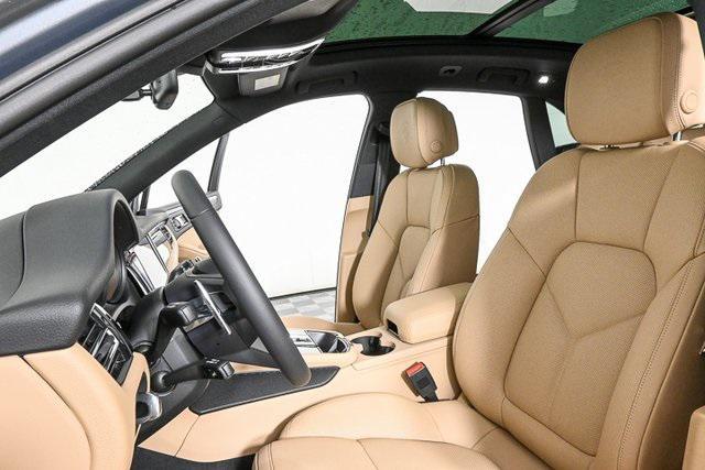 used 2025 Porsche Macan car