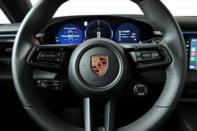 new 2025 Porsche Macan car