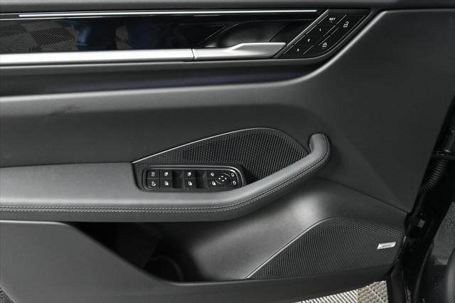 new 2025 Porsche Macan car