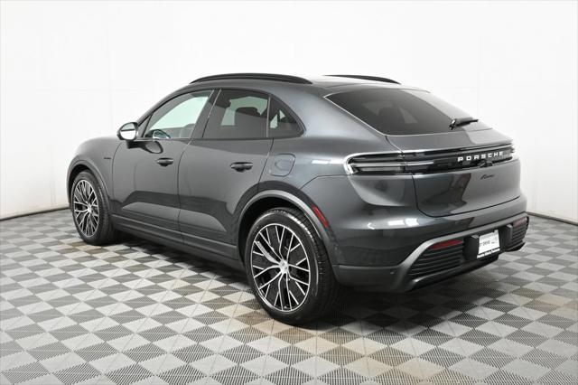 new 2025 Porsche Macan car