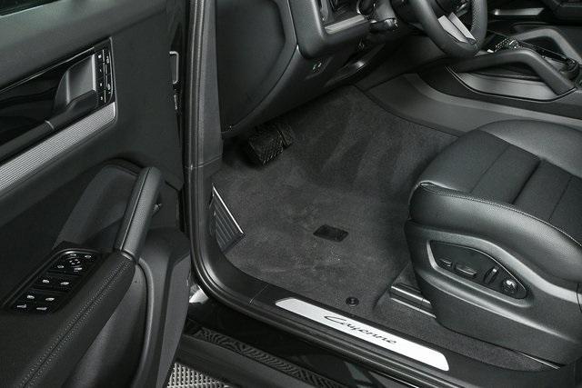 new 2025 Porsche Cayenne car, priced at $103,735
