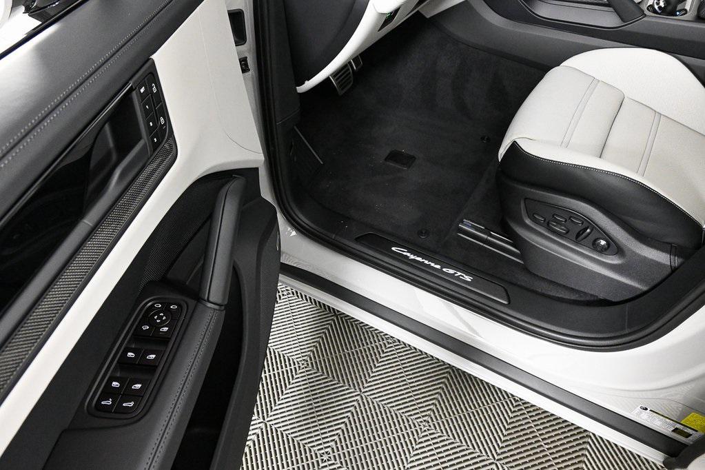 new 2026 Porsche Cayenne car, priced at $153,070