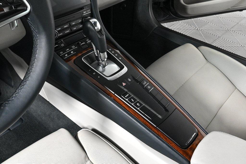 new 2017 Porsche 911 car