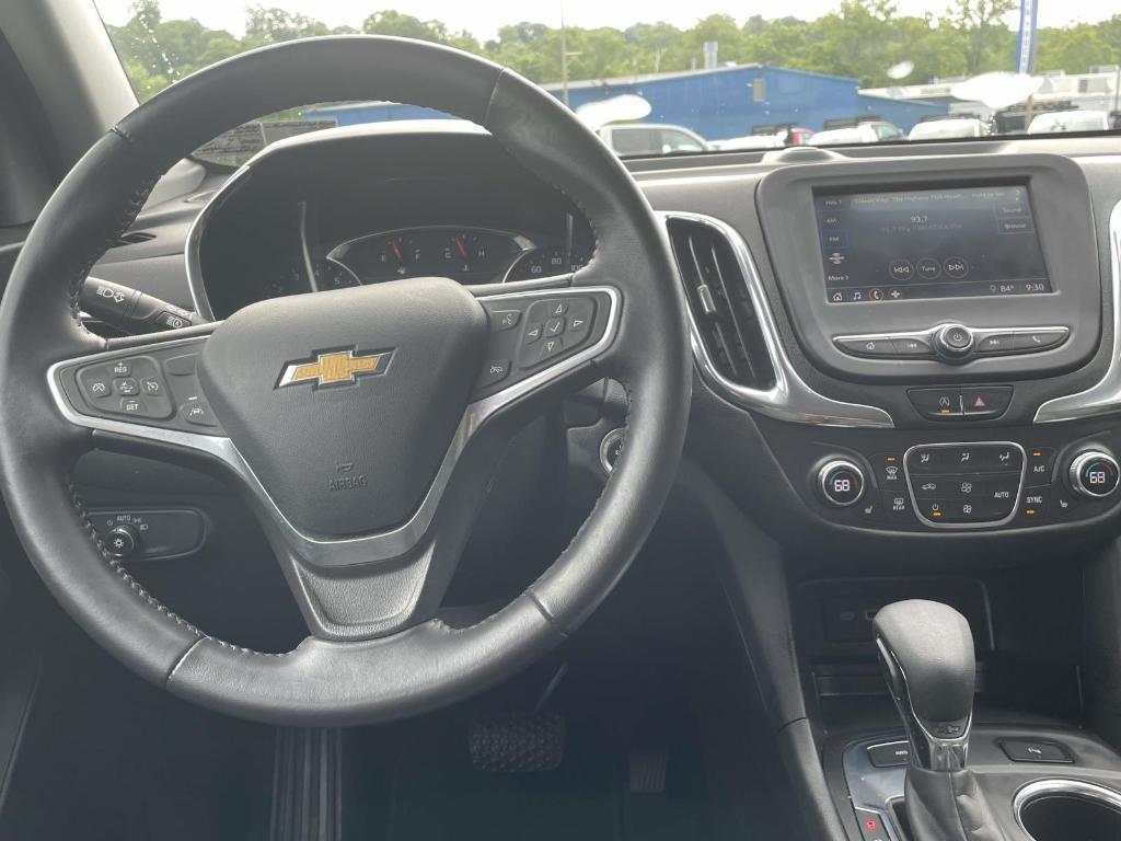 used 2022 Chevrolet Equinox car, priced at $23,800