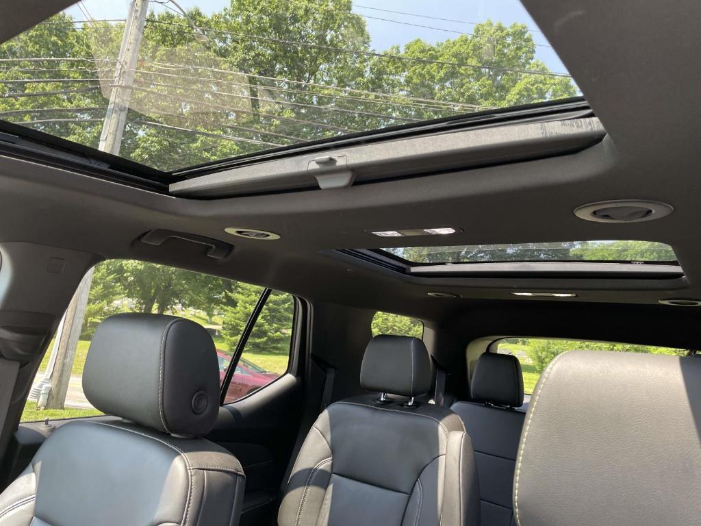 used 2023 Chevrolet Traverse car, priced at $38,500